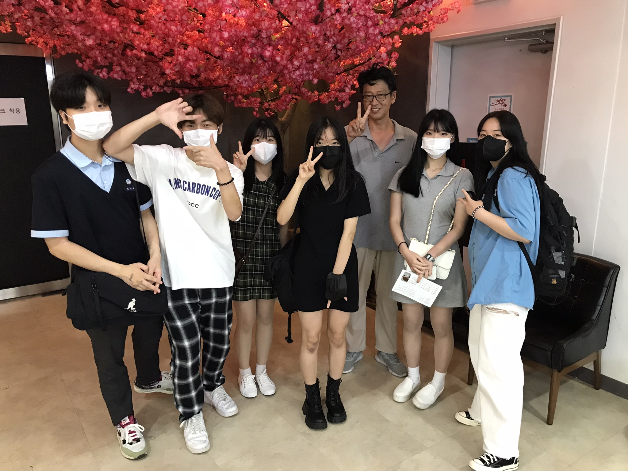 991030256_piKegnxY_d1225a9bc957a404f4dd01a677fbd603e1eae3e3.JPEG 이미지크게보기